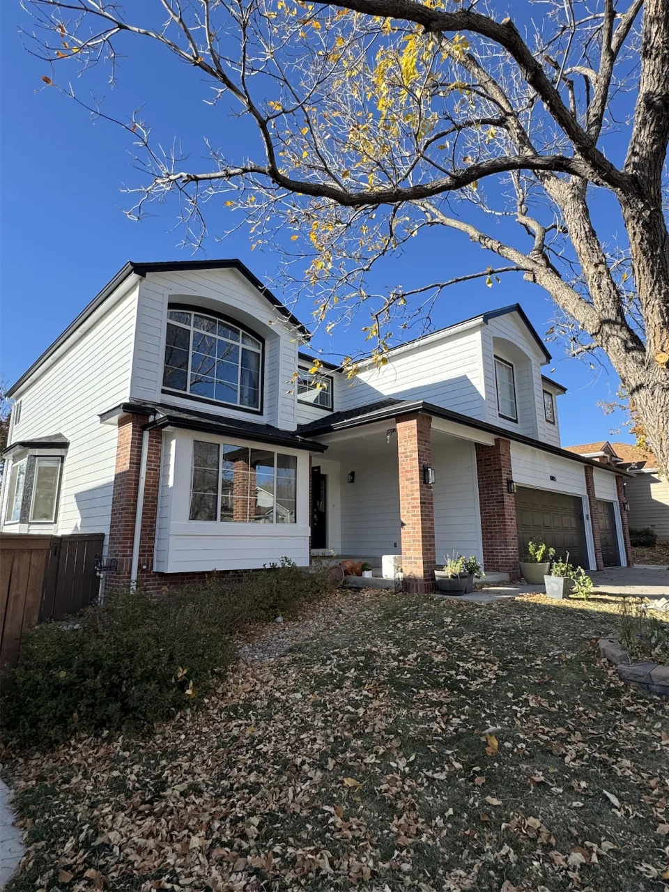 Casa unifamiliar de dos plantas en un barrio del sur del área metropolitana de Denver